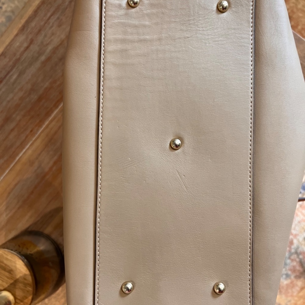 Dooney & Bourke Flynn Tote - Picture 4 of 7